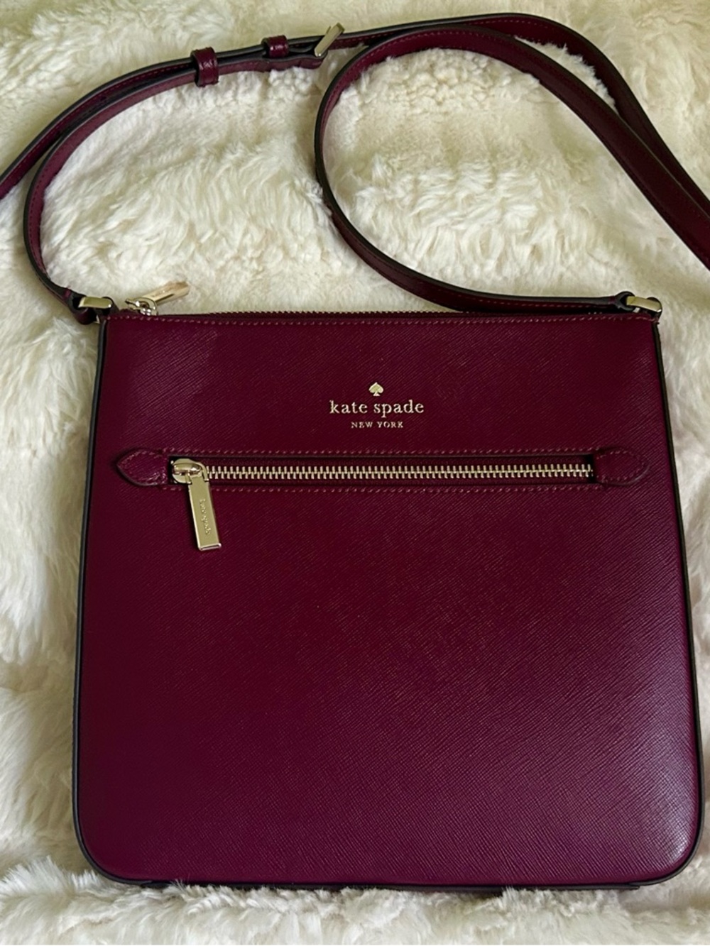 kate spade Crossbody Bag in Burgundy with Gold Hardware